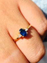 Load image into Gallery viewer, Sapphire Ring - 14K Yellow Gold - Estate Piece