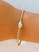 Load image into Gallery viewer, Gold Filled &amp; Silver Twist Cape Cod Single Ball Bangle