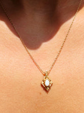 Load image into Gallery viewer, Opal Pendant &amp; Cable Chain - 14K Yellow Gold Estate