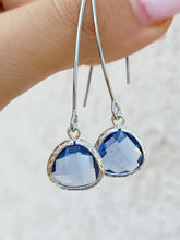 Load image into Gallery viewer, Cornflower   - Gemstone Threader Earring