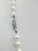 Load image into Gallery viewer, 16" Strand of Pearls Necklace - White Gold