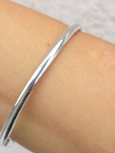 Load image into Gallery viewer, 14K White Gold Small Stretch Mesh Bracelet - 14K White Gold