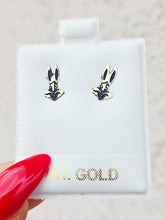 Load image into Gallery viewer, Vintage Bugs Bunny Earrings - 14K Gold