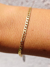 Load image into Gallery viewer, Cuban Link Bracelet- 14K Yellow Gold