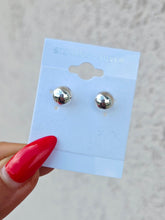 Load image into Gallery viewer, Classic Ball Studs