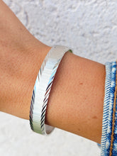 Load image into Gallery viewer, Monet Slip On Bangle Bracelet