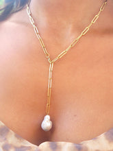 Load image into Gallery viewer, Maldives Pearl Paperclip Necklace - Lotus Jewelry