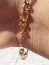 Load image into Gallery viewer, 18k plated figaro link chain bracelet