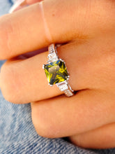 Load image into Gallery viewer, Olive &amp; CZ Ring - Sterling Silver