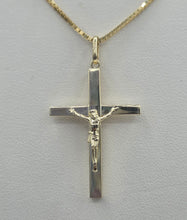 Load image into Gallery viewer, Polished Crucifix Cross Pendant - 14k Yellow Gold