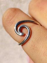 Load image into Gallery viewer, Beach Wave Ring - Sterling Silver