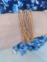 Load image into Gallery viewer, Champagne Magnetic Murano Glass Bracelet