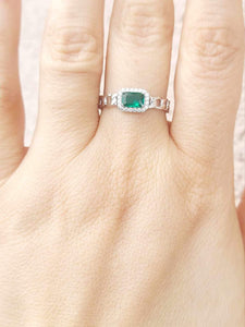 Emerald Chain Link Ring - Sterling Silver