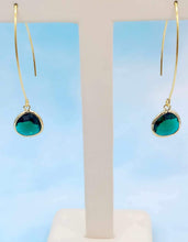 Load image into Gallery viewer, Emerald   - Gemstone Threader Earring
