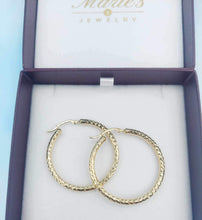 Load image into Gallery viewer, 1.5” Diamond Cut Hoops - 14K Yellow Gold