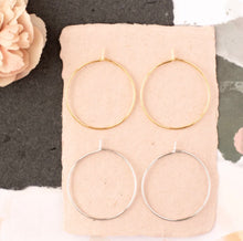 Load image into Gallery viewer, Small Everyday Lightweight Hoops