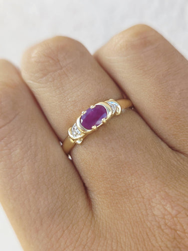 Ruby Estate Ring - 10k Yellow Gold - Estate