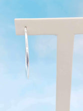 Load image into Gallery viewer, 1.5" Polished Hoops - Sterling Silver