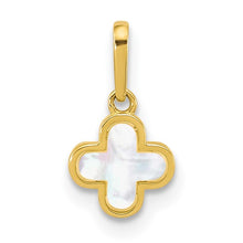 Load image into Gallery viewer, Lucky Clover on 16” Chain - Gold