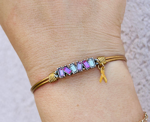 Breast Cancer Mini Hudson Bangle Bracelet - Luca and Danni