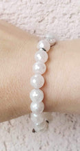 Load image into Gallery viewer, Daughter Family Bead Bracelet - TJazelle