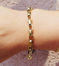 Load image into Gallery viewer, 7 Inch Open Box Bracelet - 14K Yellow Gold