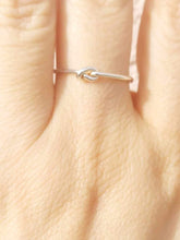 Load image into Gallery viewer, Dainty Love Knot Ring