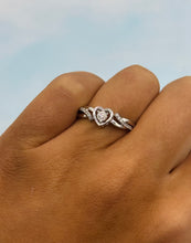 Load image into Gallery viewer, New Diamond Heart Ring- 14K White Gold