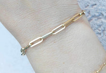 Load image into Gallery viewer, 7&quot; Classic 14k Paperclip Bracelet - 14K Yellow Gold