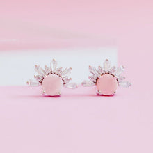 Load image into Gallery viewer, Gatsby Stud Earrings - Chloe + Lois