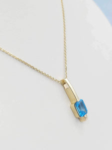 Blue Topaz Estate Pendant and Chain - 14K Yellow Gold