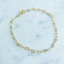 Load image into Gallery viewer, Gold Heart Chain Bracelet