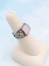 Load image into Gallery viewer, Rose Quartz Sterling Silver Ring