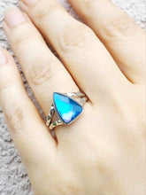 Load image into Gallery viewer, Quartz and Blue Mother of Pearl Fusion Ring - Colore SG
