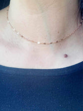 Load image into Gallery viewer, Dainty Gold Choker - Adjustable