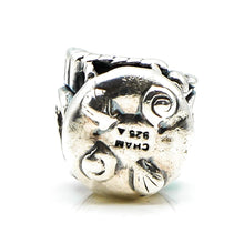 Load image into Gallery viewer, Beach day - Chamilia Bead