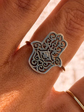 Load image into Gallery viewer, Hamsa Filigree  Ring