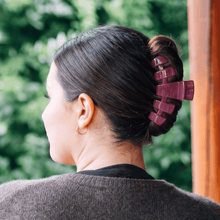 Load image into Gallery viewer, Classic Mulberry Claw Clip- Teleties