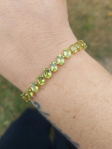 7" Oval Peridot Bracelet - 14K Yellow Gold - Estate