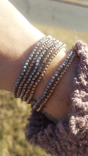 Load image into Gallery viewer, Textured Beaded Stretch Bracelet