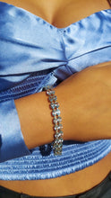 Load image into Gallery viewer, 7" Double Row Blue Topaz Bracelet - 14K Yellow Gold - Estate