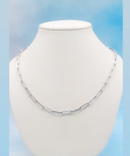 Load image into Gallery viewer, Paperclip Chain Necklace 18” - 14k White Gold