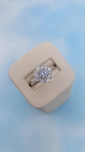 Load image into Gallery viewer, Flower Cluster Ring Sterling Silver - Rebecca
