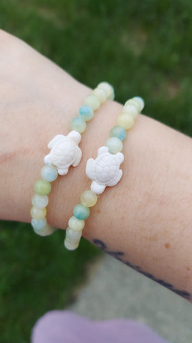 Yellow Green Jade Sea Turtle Bracelet