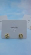 Load image into Gallery viewer, Diamond Cut Clover Stud Earrings - Sterling Silver