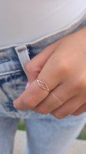 Load image into Gallery viewer, Marquise Shaped Ring - 14K Gold