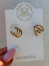 Load image into Gallery viewer, Tris Earrings - Lotus Jewelry