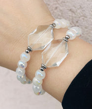 Load image into Gallery viewer, White Selenite w/Crystal Center Exclusive - TJazelle &amp; Marie's