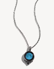 Load image into Gallery viewer, New Moon Classic Necklace With Black Crystal - MoonGlow