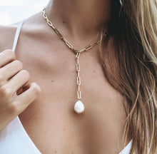Load image into Gallery viewer, Maldives Pearl Paperclip Necklace - Lotus Jewelry